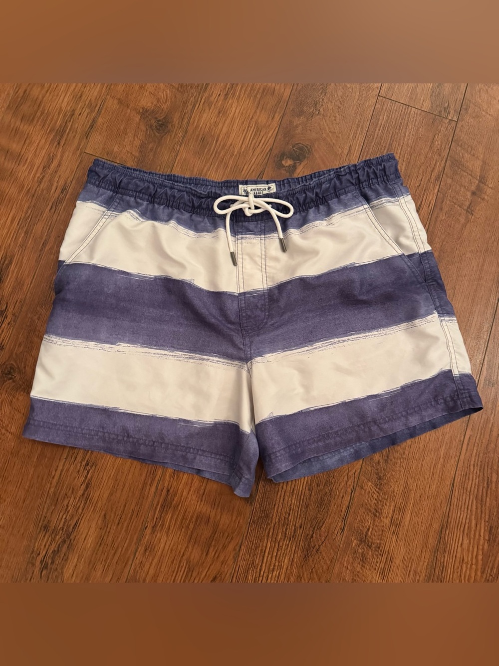 Mens American Eagle Blue White Above the Knee 5.5" Swimming Trunks Size Large L